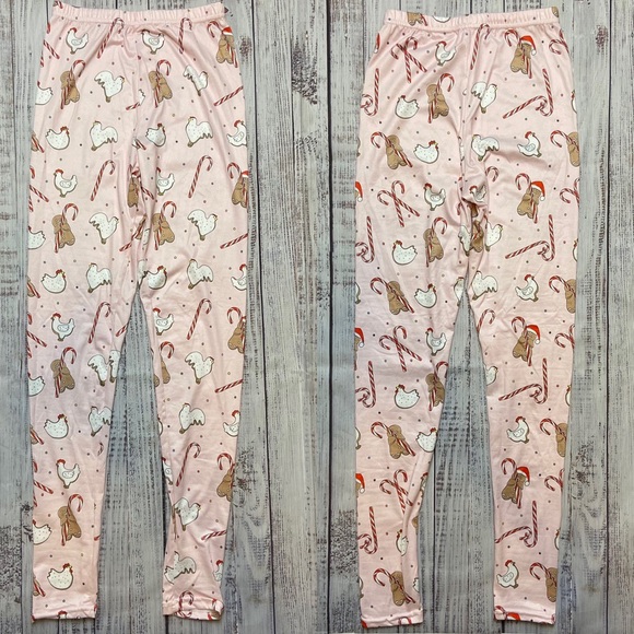 Bella+Canvas Fluffylayers Gingerbread Pajama Set. Size Small. - Picture 7 of 14